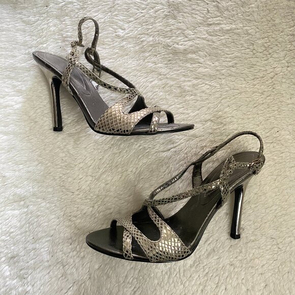 Vintage Guess Metallic Silver Snake Print Strapy Heels - Picture 14 of 14